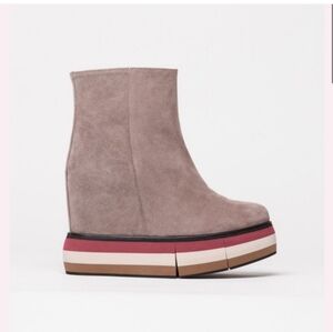 Paloma Barcelo, Lirica Wedge Ankle Boots, Taupe, Size 37/7